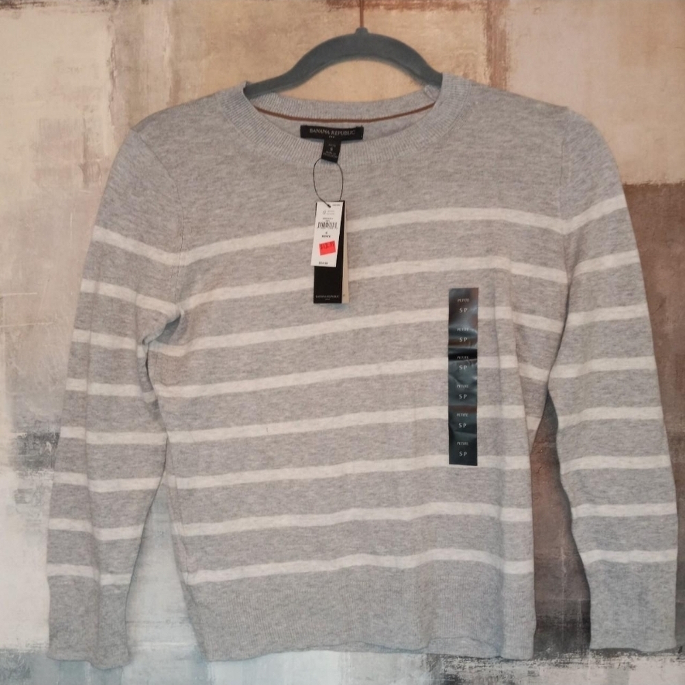 Banana Republic Light Gray Striped Crewneck Sweater Sz S Petite